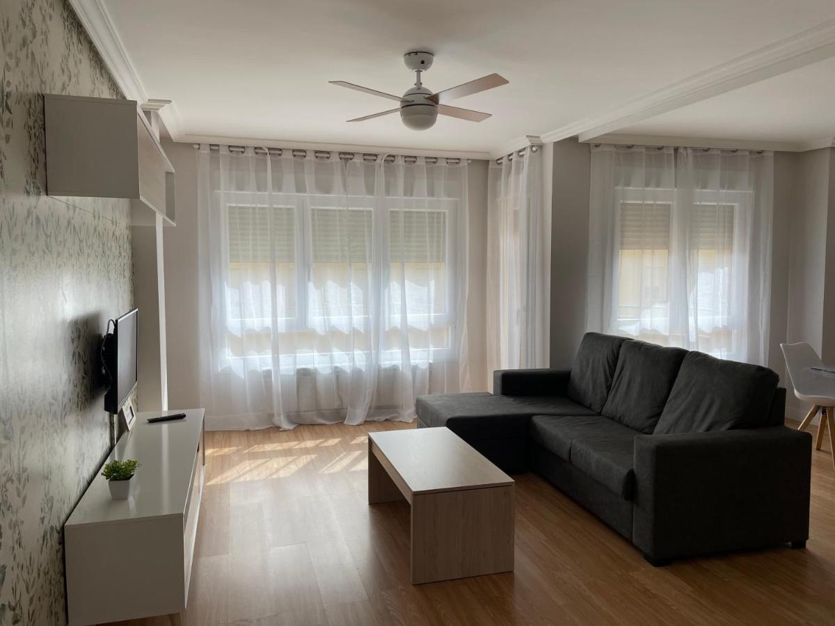 Apartamento Cuatro Estaciones Calahorra Exterior photo