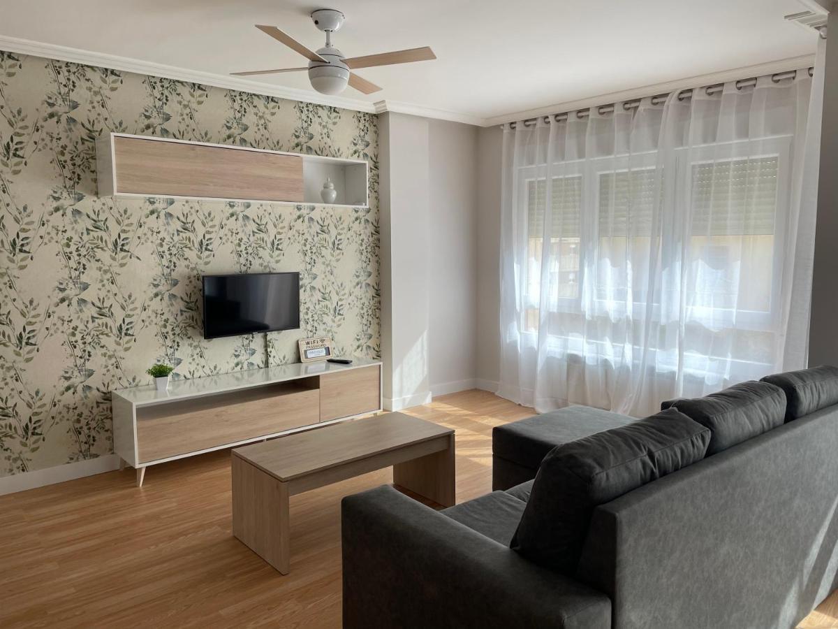 Apartamento Cuatro Estaciones Calahorra Exterior photo